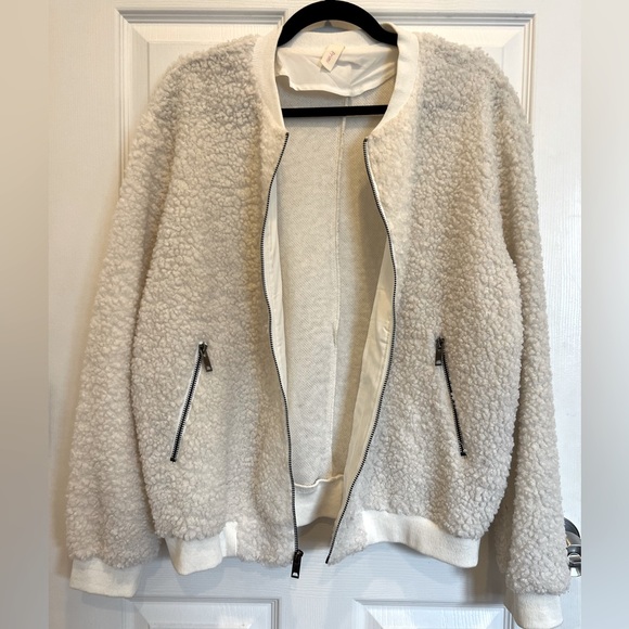 Primi Fuzzy Teddy Zip-Up Jacket - Picture 3 of 4